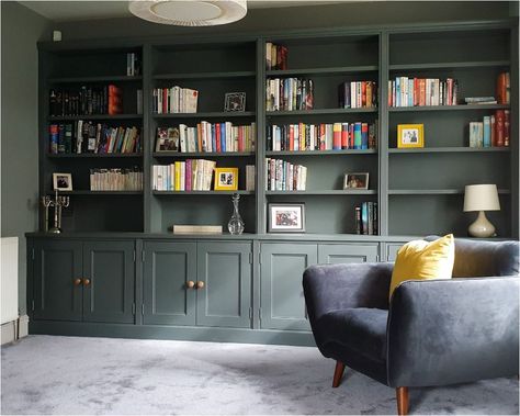 Bookshelves Traditional, Basement Colours, Tv Bookshelf, Bespoke Bookcase, Green Bookshelves, Amazing Library, Alcove Shelves, Wall Bookcase, Alcove Storage