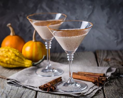 Jack Daniel's Tennessee Honey, RumChata and Baileys Halloween Cocktail - Chilled Magazine Chai Martini, Chai Espresso Martini, Coffee Martini, Jelly Maker, Spiced Whipped Cream, Pumpkin Spice Cream, Cinnamon Chai, Irish Cream Liqueur, Craft Gin