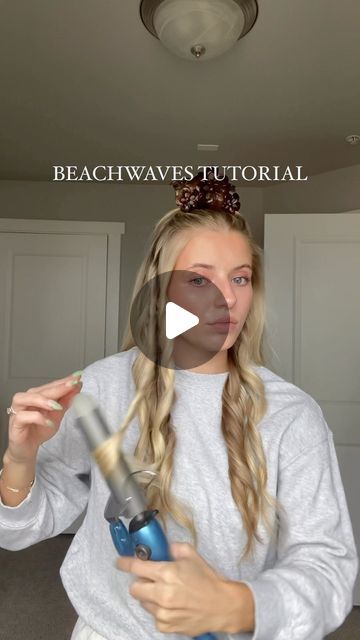 Curling Blonde Hair, How To Do Ohio Curls, How To Style Hair Wavy Loose Curls, 1in Curling Iron Curls, 1.25 Inch Curling Iron, Beach Waves Hair Curling Iron, How To Curl Hair With A Beachwaver, How To Use Babyliss Curling Iron, Cute Ways To Style Curled Hair