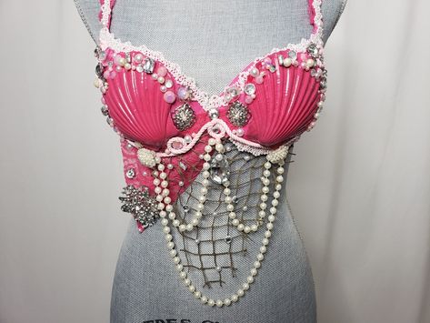 Mermaid Top Costume, Mermaid Bra Top Aesthetic, Diy Seashell Bra Mermaid Top, Mermaid Bra Top, Pink Mermaid Bra, Mermaid Purple Bra, Mermaid Shell Bra, Seashell Bra Mermaid, Mermaid Halloween Costumes