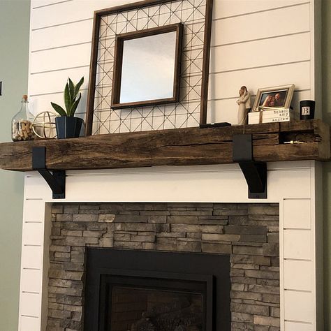 Mantel Farmhouse Decor, Fireplace Mantels Ideas, Wooden Mantle, Rustic Fireplace Mantels, Corbel Shelf, Fireplace Bookshelves, Wooden Mantel, Wood Mantle, Rustic Mantel