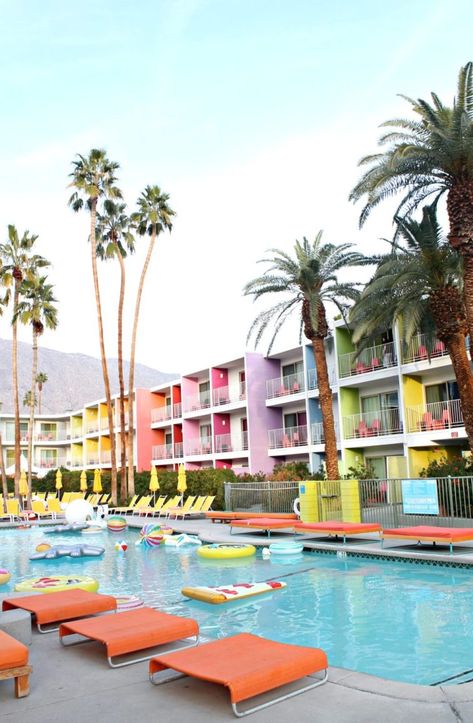 Saguaro Hotel, Palm Springs Hotel, Palm Springs Aesthetic, Palm Springs Hotels, Parker Palm Springs, Colorful Buildings, Palm Springs Style, Palm Spring, Jw Marriott