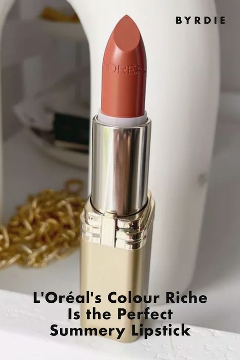 Just how luxurious is the L'Oréal Paris Colour Riche Satin Lipstick? Ahead, a beauty writer shares her full experience. L’oréal Lipstick Shades, Loreal Lipstick Swatches, Loreal Color Riche Lipstick, Eye Shadow Makeup Ideas, Loreal Lipstick, Spring Lipstick, Lancome Lipstick, Best Lipstick Color, Lipstick Looks