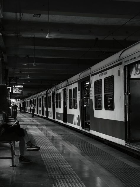 Churchgate Mumbai Aesthetic, Mumbai Street Photography, Churchgate Mumbai, Mumbai Train, Mumbai Aesthetic, Poster Elements, Mumbai Metro, Mumbai Photography, Best Poses For Boys