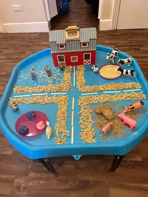 Tough Tray Ideas, Activities For Nursery, Easter Sensory Bin, Farmer Duck, Tuff Spot Ideas, Tuff Tray Ideas Toddlers, Easter Sensory, Diy Toddler Toys, Farm Animals Activities