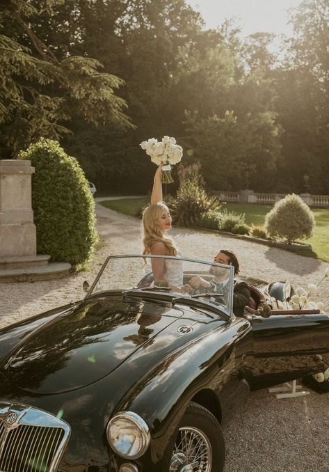 Modern Elopement at Chateau Boùffemont by Alyssa Belkaci Photo | Paris + Destination Elopement and Couple's Photographer | For The Romantic Lovers | Paris and All Of Europe, paris elopement, paris wedding, wedding in france, france wedding, paris wedding photographer, romantic couple photography, wedding couples ceremony, wedding couples, wedding couples photography, #weddingportraits #weddingposes France Wedding Photography, Intimate Wedding France, Romantic Chapel Wedding, Elegant European Wedding, French Wedding Photography, Engaged In Paris, European Wedding Photography, Wedding In France French Chateau, French Riviera Elopement