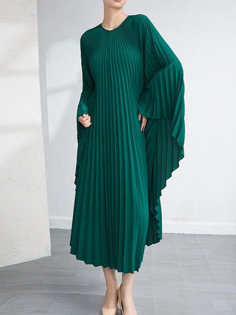 Loose Elegant Crew Neck Long sleeve Long Dress | stylewe Skirt Set Two Piece, Plisse Fabric, High Neck Midi Dress, Dress Kaftan, Minimalist Dresses, Urban Dresses, Green Midi Dress, Maxi Dress Green, Kaftan Dress