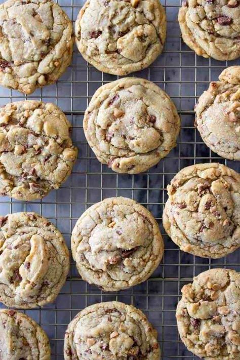 Brown Butter Toffee Cookies, Heath Cookies, Butter Toffee Cookies, Toffee Cookie Recipe, Sugar Spun Run, Chip Recipe, Brown Butter Cookies, Toffee Chips, Brown Sugar Cookies