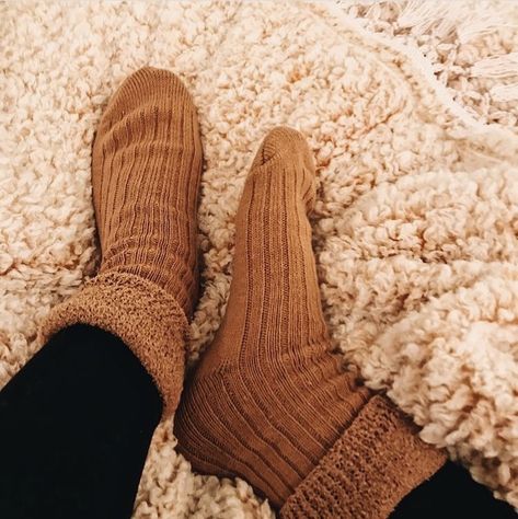 Fall Vsco, Socks Aesthetic, Urban Outfitters Jeans, Cozy Aesthetic, Fuzzy Socks, Aesthetic Fall, Vsco Girl, Cozy Socks, Fall Inspo