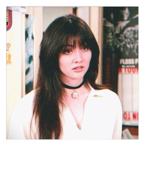 Shannen Doherty 80s, Shannon Doherty Hair, Shannon Doherty 90s, Brenda Walsh Outfits, Thalia Hair, Prue Halliwell, Shannon Doherty, Brenda Walsh, Heathers Movie