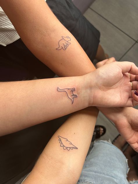 Simple Stegosaurus Tattoo, Minimalist Dinosaur Tattoo, So It Goes Tattoo, Small Dinosaur Tattoo, Tattoo Dino, Hand Tattoo Designs, Go Tattoo, Dinosaur Tattoo, Matching Friend Tattoos