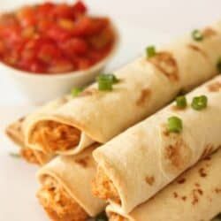 Crockpot Cheesy Chicken Taquitos, also freezer meal prep instructions Crockpot Chicken Taquitos, Crockpot Cheesy Chicken, Taco Mac, Slow Cooker Baking, Taquitos Recipe, Kid Meals, Chicken Taquitos, Cool Recipes, Chicken Crockpot