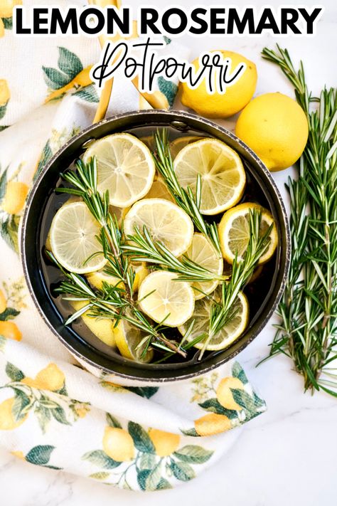 Summer Potpourri, Stovetop Potpourri Gift, Lemon Water Before Bed, Potpourri Stovetop, Homemade Potpourri, Potpourri Gift, Make Your Home Smell Amazing, Simmer Pot Recipes, Stove Top Potpourri