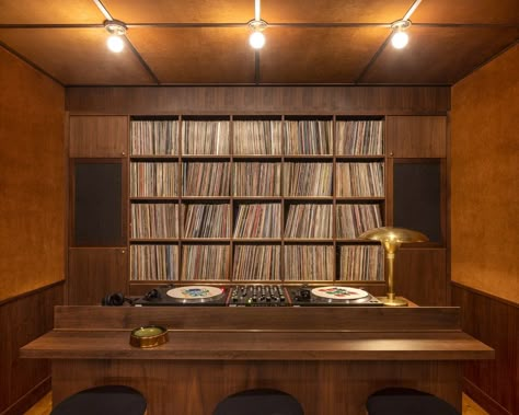 Adolf Loos Dark Lounge, Leather Banquette, Adolf Loos, Private Lounge, Modernist Architects, London Boutique, Listening Room, Aime Leon Dore, Soho London