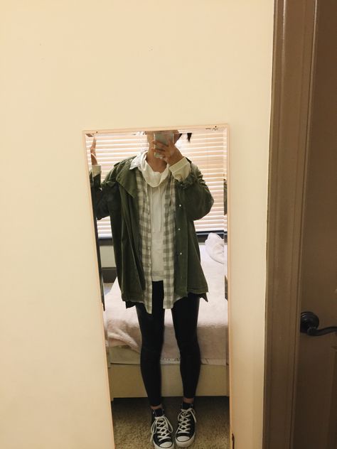 Flannel And Jacket Outfit, Black Converse Outfit Leggings, Heavy Flannel Jacket Outfit, Flannel Layered Outfit, Black Converse With Leggings, Fleece Flannel Outfit, Green And White Flannel Outfit, Layering Flannel Outfit, Flannel And Jean Jacket Outfit