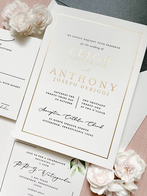 Homecoming Invitation Cards, Minimalistic Wedding Cards, Simple Elegant Wedding Invitation, Gold Wedding Invites, Wedding Invitation Cards Simple, Glam Wedding Invitations, Classy Elegant Wedding Invitations, Wedding Invitations Timeless, Modern Wedding Invitations Luxury