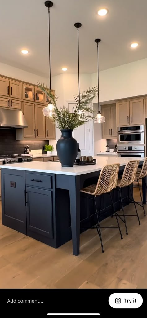 Modern Farmhouse Kitchen Design Backsplash, Semi Modern Kitchen, White Oak And Black Kitchen, Black And Natural Wood Kitchen, Kitchen Exposed Brick, Kitchen Countertops Ideas, Industrial Chic Kitchen, Kitchen Cozy, Modern Minimalist Kitchen