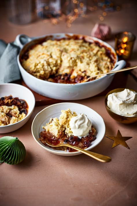 Christmas Crumble, Recipes Chili, Vegan Christmas Recipes, Pasta Food, Christmas Cake Recipes, Christmas Lunch, Christmas Food Dinner, Vegan Christmas, Christmas Menu