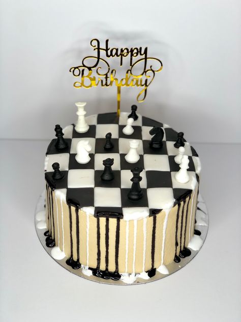 Chess Theme Birthday Party, Chess Theme Birthday Decoration, Chess Theme Cake, Chessboard Cake, Chessboard Cake Birthday, Chess Cake, Cake Designs For Kids, Disney Princess Artwork, Cake Name