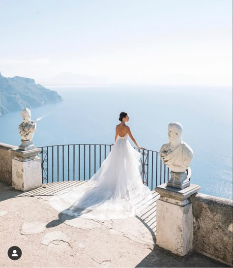 Amalfi Coast Wedding Dress, Italy Elopement Dress, Wedding Dresses Italy, Belmond Caruso, Villa Treville, Villa Astor, Ravello Wedding, Villa Del Balbianello, Money Wedding