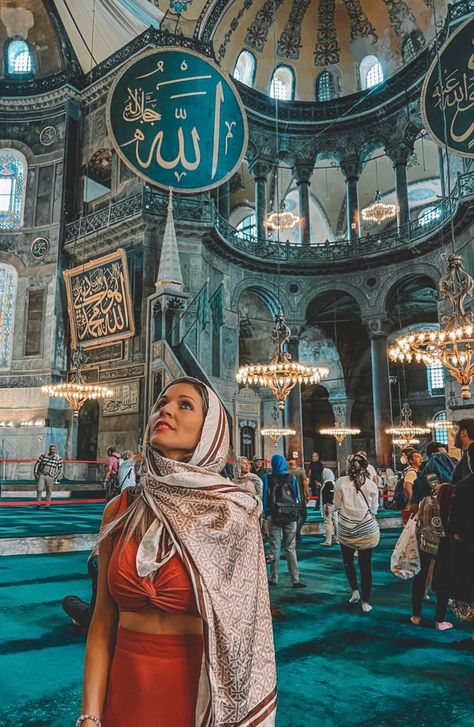 Hagia Sophia Outfit, Summer Outfits Turkey, Turkey Instagram Pictures, Turkey Photoshoot, Istanbul Outfits, Turkey Outfits, Istanbul Pictures, Hagia Sophia Istanbul, Morocco Trip