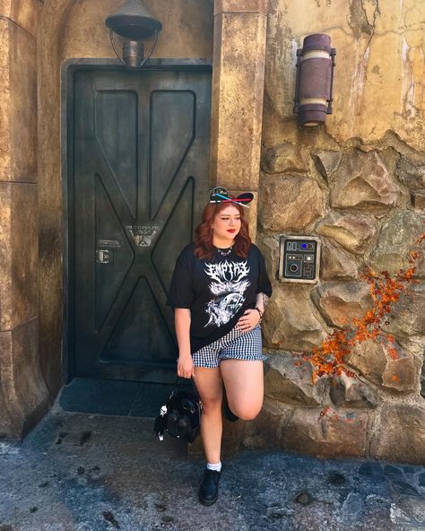 ✨♥️Long live the empire♥️✨ 💫 #starwars #darthvader #galaxysedge #disneyfashion #disneystyle #disneyland #disneygram #midsizefashion #disney #fashion #fashioninspo #disneyinsta #curvyfashion #disneyootd #disneyoutfits Disney Trip Outfits, Disney Outfits Women, Mid Size Fashion, Trip Outfits, Disney Fashion, Disney Trip, Long Live, Disney Outfits, Disney Style