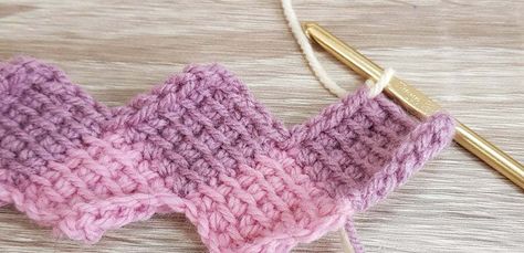 Entrelac stitch tutorial Entrelac Crochet Blanket Pattern Free, How To Crochet Entrelac Stitch, Entrelac Tunisian Crochet, Enterlac Crochet, Tunisian Crochet Entrelac, Crochet Tutorial Pattern, Tunisian Crochet Patterns, Crochet Shrug Pattern, Beginner Crochet Tutorial