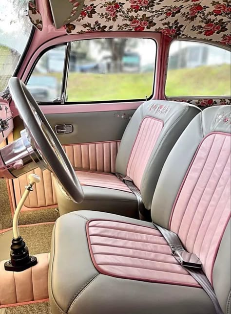 Car Interior Color Schemes, Vw Bug Interior Decor, Volkswagen Bug Interior, Vw Beetle Interior Ideas, Fusca Aesthetic, Pink Vw Bug, Patchwork Aesthetic, Vw Bug Interior, Pink Beetle