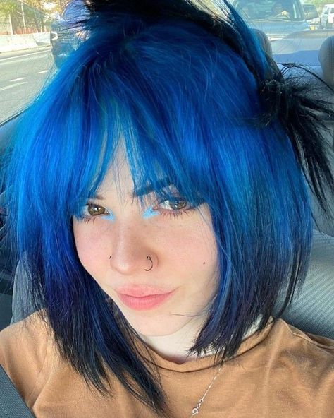 Aqua Hair Color, Extreme Hair Colors, Bright Blue Hair, Short Blue Hair, Dyed Hair Blue, Arctic Fox Hair Color, Aqua Hair, Semi Permanent Hair Color, Hair Inspiration Short