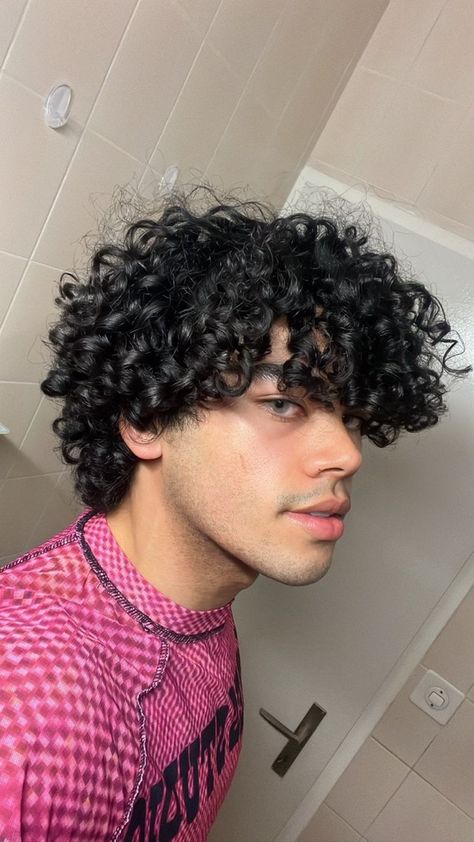 Medium Curly Hair Guys, Coily Haircuts Men, 3b Curly Hairstyles Men Medium, Short Curly Black Hair Men, 3a Hairstyles Men, 3b Curly Hairstyles Men, Mixed Curly Hair Men, 3b Hairstyles Men, Curly Wolfcut Men