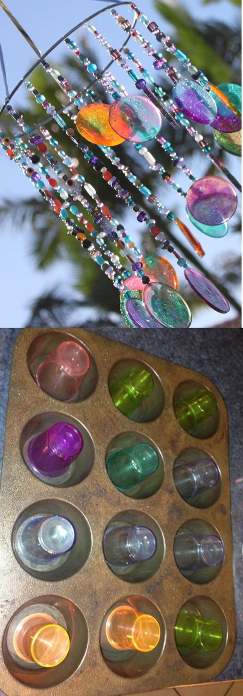 DIY Sun catcher/Wind chime #windchimes #diycrafts #diyprojects #diyoutdoorprojects #diyoutdoordecor #farmfoodfamily Glass Windchimes Diy, Diy Sun Catcher, Melted Pony Beads, Melted Bead Crafts, Windchimes Diy, Wind Charm, Wind Chimes Homemade, Wind Chimes Craft, Camping Diy