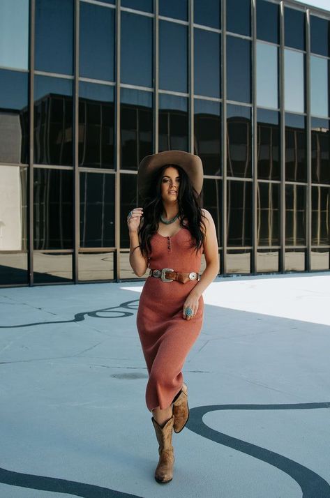 Stylish 16+ Baile Outfits and Jaripeo Dresses Jaripeo Dresses, Dress And Boots Outfit Country, Baile Outfits Jaripeo Dresses, Baile Outfits Jaripeo, Country Wedding Outfit, Baile Outfits, Vaquera Outfits, Western Chic Fashion, Helena Dress