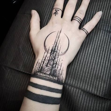 Blackwork Hand Tattoo, Gotik Tattoo, Castle Tattoo, California Tattoo, Finger Tattoo For Women, Finger Tattoo Designs, Tatuaje A Color, Gothic Tattoo, Tattoo Style Drawings