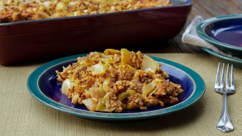 Cabbage Roll Casserole - easy recipe for this one pot meal Pigs In The Blanket, Lazy Cabbage Rolls, Cabbage Roll Casserole, Unstuffed Cabbage, Cabbage Roll, Cabbage Rolls, Easy Casserole, One Pot Meals, Casserole Recipes