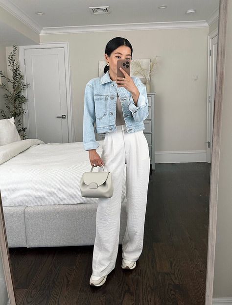 White Pants And Denim Jacket, Cropped White Denim Jacket Outfit, Cropped Jacket With Dress, Denim Jacket Outfit Classy, Crop Denim Jacket Outfit, Cropped Jacket Outfit Casual, Cropped Jean Jacket Outfit, Crop Jacket Outfit, White Denim Jacket Outfit