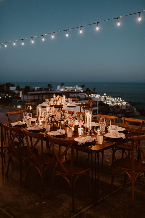 Intimate Beach Reception, Beach Rooftop Wedding, Intimate Beach Wedding Reception, Beachside Wedding Decor, Beach House Wedding Reception, Beachside Wedding Reception, Poolside Wedding Reception, Beach Barbeque, Wedding Scenery