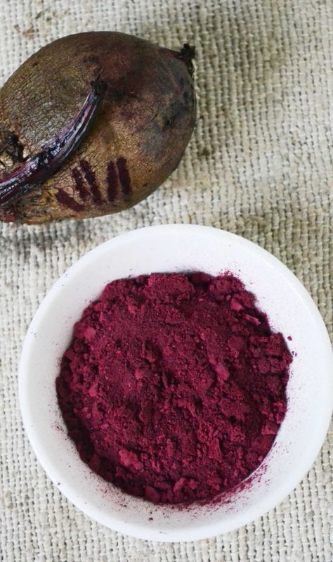 Homemade Beetroot Powder – Gayathri's Cook Spot Homemade Beetroot Powder, How To Make Beetroot Powder, Veggie Powder, Red Juice Recipe, Fruit Powders, Dehydrating Food Storage, Beet Powder, Beet Root Powder, Dehydrated Foods