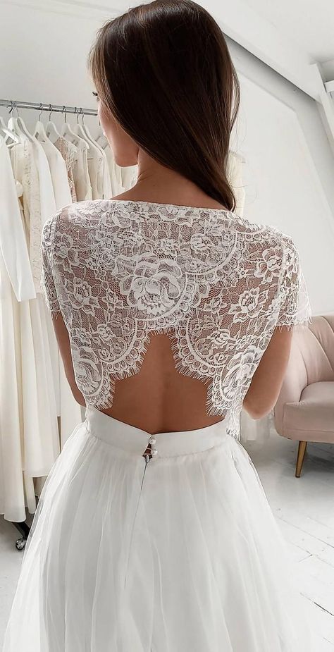 Goth Wedding Dresses, Casual Bridal Dress, Crop Top Wedding Dress, Skirts Ideas, Wedding Dresses Sweetheart Neckline, Short Sleeve Wedding Dress, Fashion Bride, Two Piece Wedding Dress, Dress Sweetheart Neckline