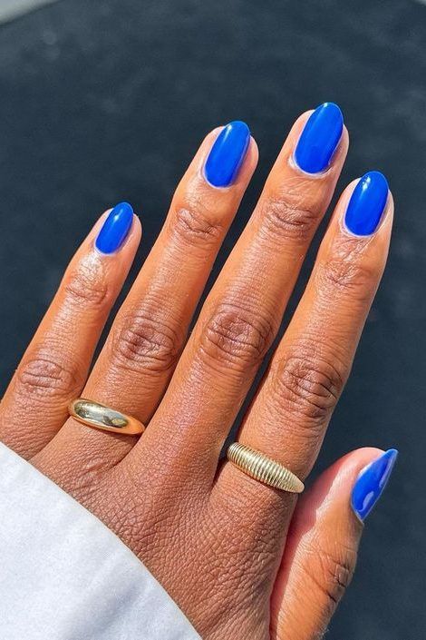 Spring Nails Trends 2024, Trend Nails 2024 Spring, Spring 2024 Nail Colors Trends, Electric Blue Nails, Spring Nail Color, Blue Nail Polish Colors, Bright Blue Nails, Short Nails Summer, Spring Pedicure