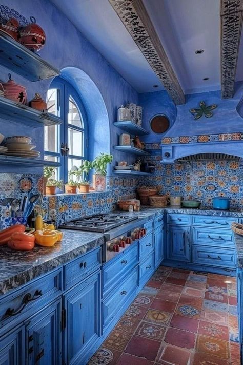 Southwest Farmhouse, Mexican Farmhouse, Hacienda Style Kitchen, Southwest House, Mexican House, Vintage Apartment, Diy Kitchen Renovation, Mexican Home Decor, Fabulous Kitchens