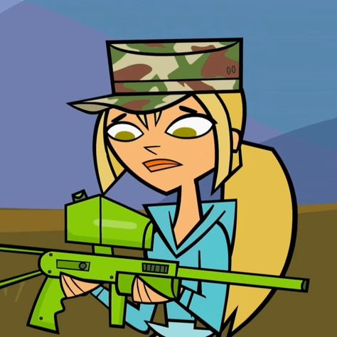 Bridgette Total Drama Icon, Total Drama Bridgette, Blurry Colors, Bridgette Total Drama, 2007 Aesthetic, Tdi Pfps, Super Princess Peach, Pete Rock, Super Princess