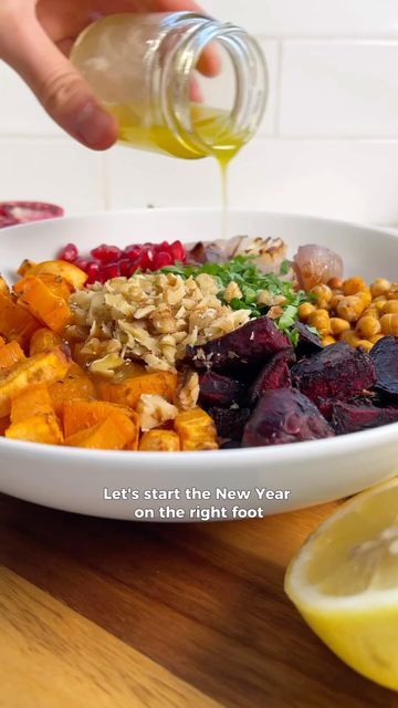 High Fiber Dinner, Lots Of Plants, High Fibre, Gut Health Recipes, Winter Salad, High Fiber Foods, Oil Mix, Chickpea Salad, Seasonal Ingredients