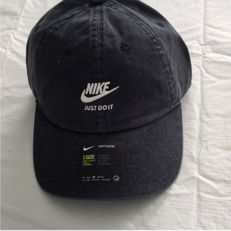 Woman’s Nike Sportswear Heritage86 Adjustable Cap  just do it color gray cotton Nike Caps, Nike Bucket Hat, Nike Golf Hat, Nike Cap, Nike Hat, Running Hats, Nike Accessories, Swim Shoes, Nike Tech Fleece