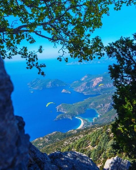 Heaven on the Earth - #Oludeniz Beach #Fethiye #Turkey Photo credit fethiye_ayan @ Twitter Mugla Turkey, Beach Turkey, Turkey Vacation, Fethiye Turkey, Turkey Travel, Scenic Beauty, Blue Lagoon, Travel Life, Places Around The World