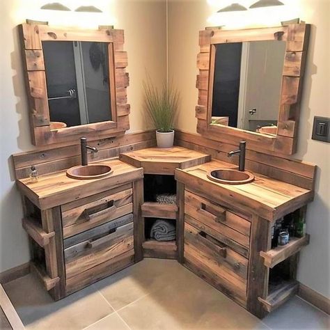 Pallet Bathroom, Rustic Farmhouse Furniture, Yee Yee, Western Bedroom Decor, Ranch House Decor, Western Rooms, Bathroom Farmhouse, House Pictures, Barn Style House Plans