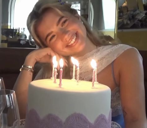 Matilda Djerf Birthday, Matilda Djerf Flowers, Happy Birthday Reply, Flowers Matilda Djerf, Matilda Djerf Reading, Matilda Djerf Instagram, Cake With Candles, Matilda Djerf Style, Happy Birthday My Love