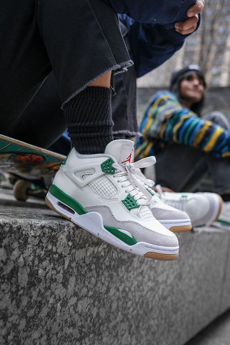 Pine Green Outfit, Air Jordan 4 Outfit, Jordans 4, Jordan 4 Outfit, Air Jordan Iv, Jordan 4’s, Jordan Retro 4, Jordan 4s, Jordan Shoes Retro