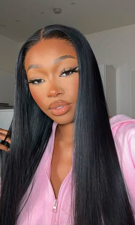 Uche Natori, African Makeup, Flawless Face Makeup, Uk Makeup, Makeup Ideas Eyeliner, Sultry Makeup, Natural Glam Makeup, Mode Tips, Makeup For Black Skin