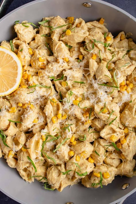 Creamy Sweet Corn, Corn Pasta, Dinner Pasta, Vegan Cheese Recipes, Vegan Parmesan Cheese, Creamy Corn, Vegan Pasta Recipes, Summer Corn, Hosting Guests