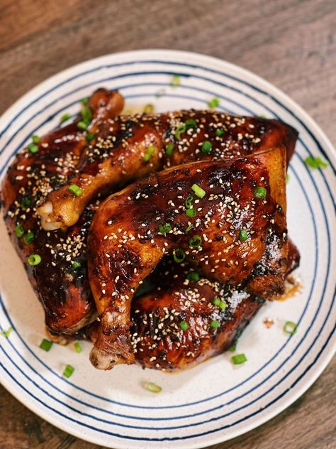 You will never believe how JUICY this Garlic Soy Sauce Chicken is! Chicken Quarter Recipes, Chicken Leg Quarter Recipes, Tiffy Cooks, Soy Sauce Chicken, Chicken Quarters, Chicken Leg Quarters, Healthy Asian Recipes, Authentic Asian Recipes, Chicken Leg Recipes